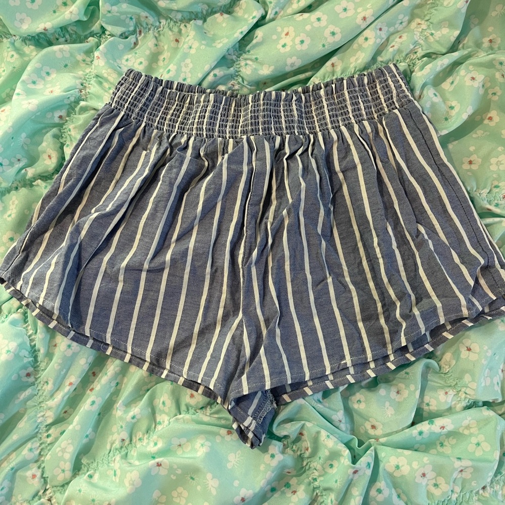 Forever 21 flowy shorts